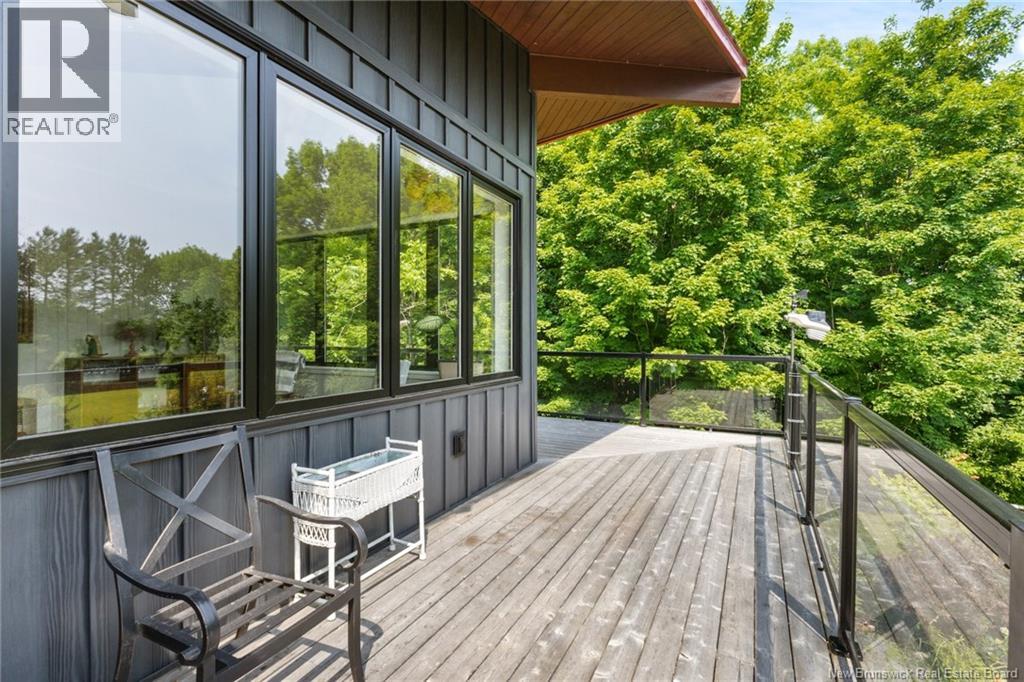 329 Riverview Drive - 9