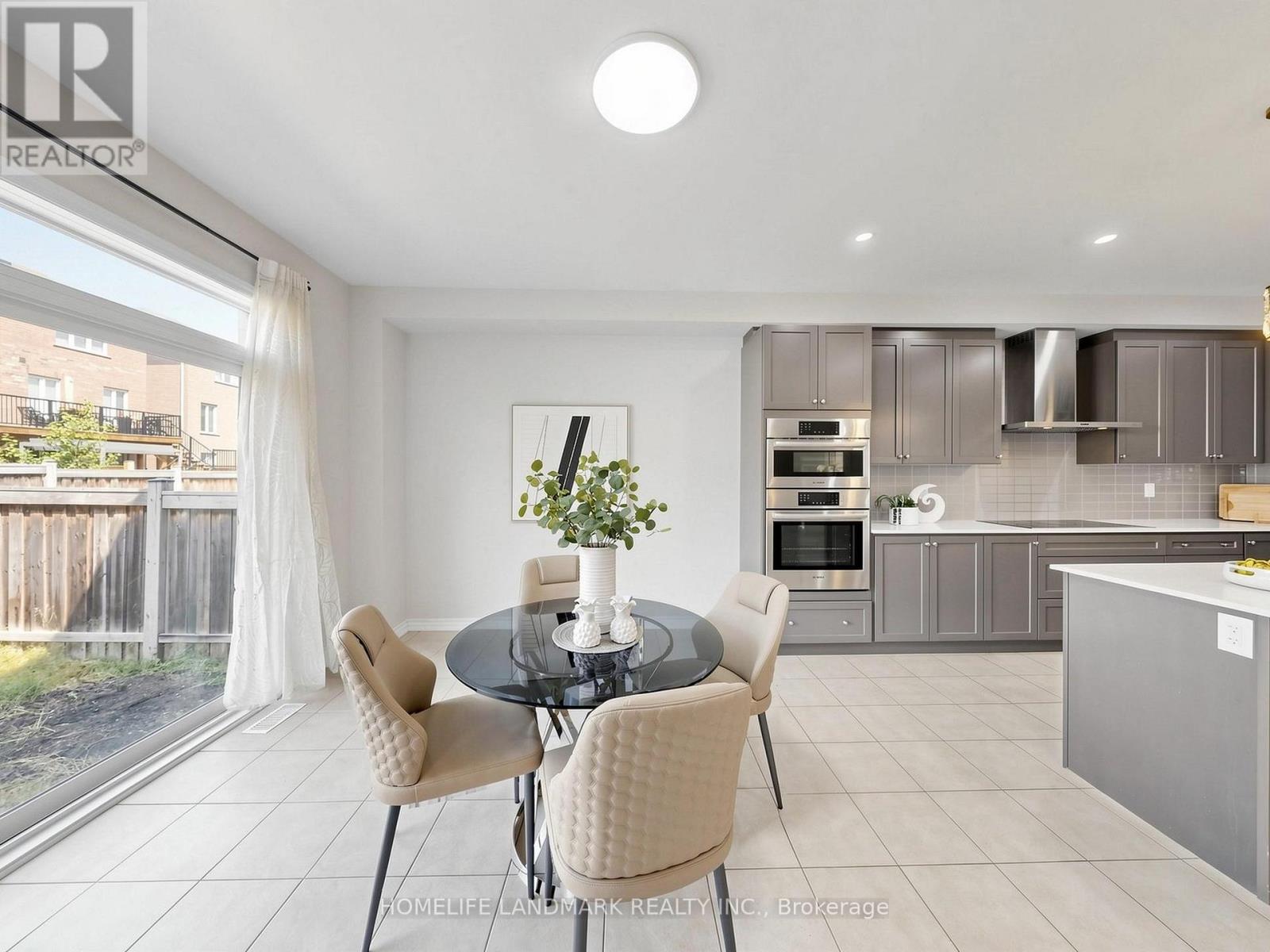 2046 WEBSTER BOULEVARD - 12