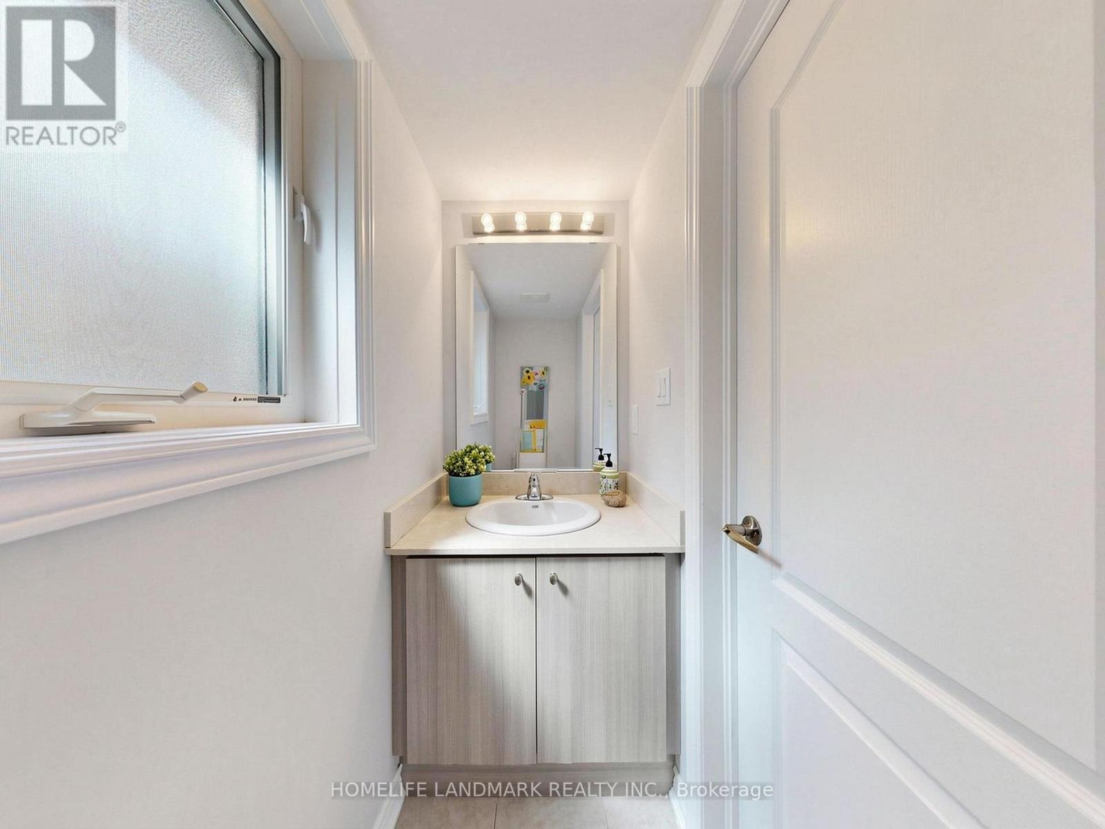 2046 WEBSTER BOULEVARD - 19