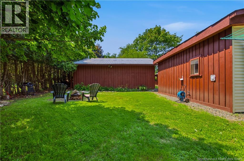 18 Pleasant Ave - Image 40