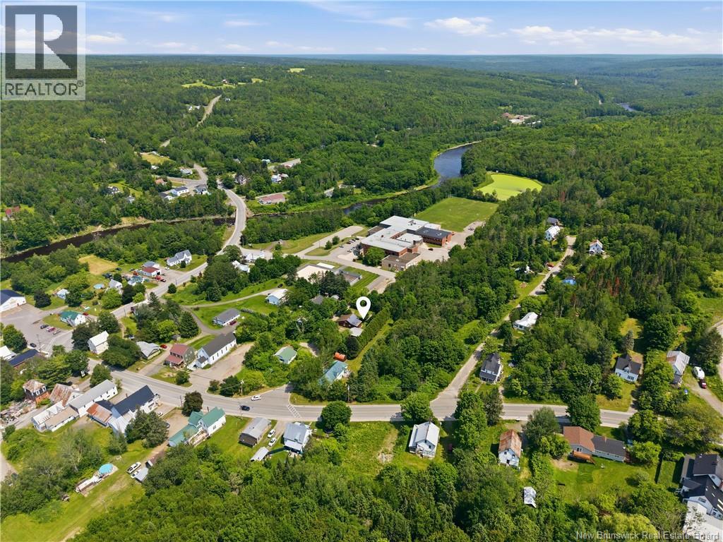 18 Pleasant Ave - Image 47