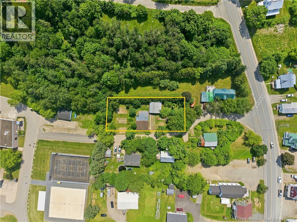 18 Pleasant Ave - Image 43