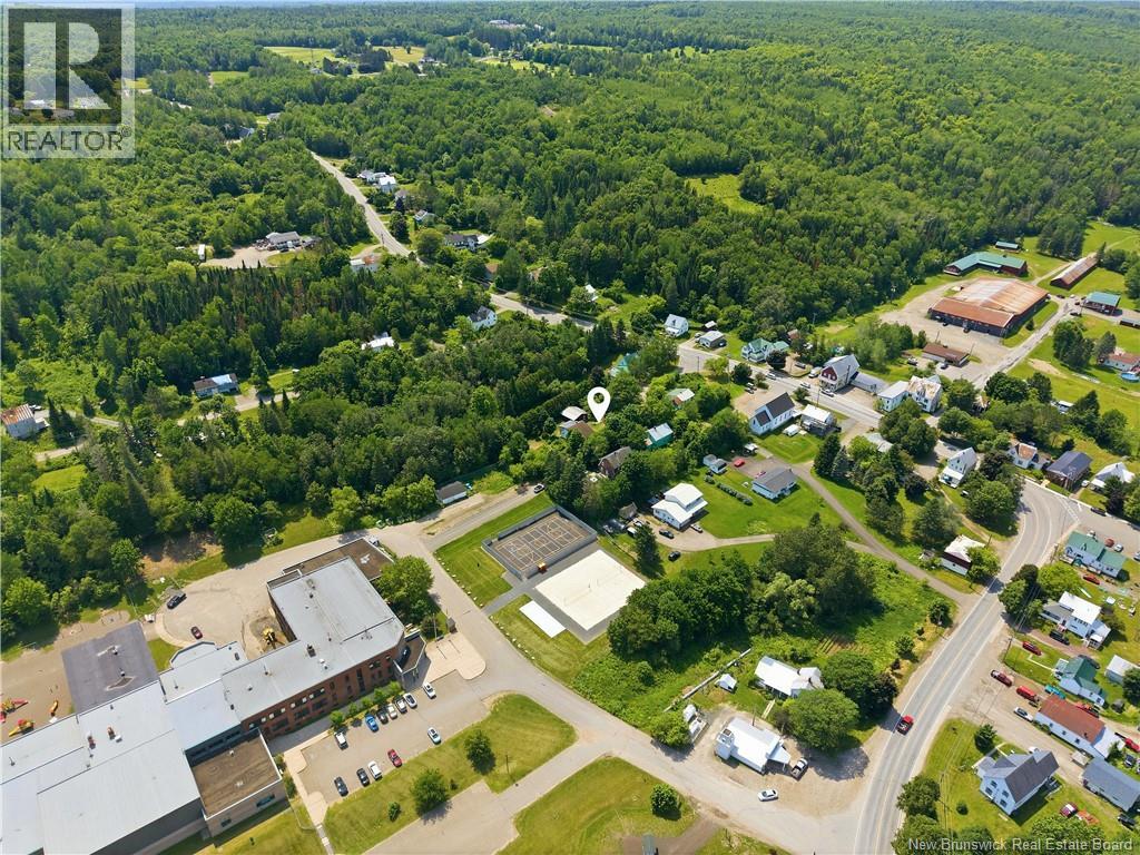 18 Pleasant Ave - Image 46