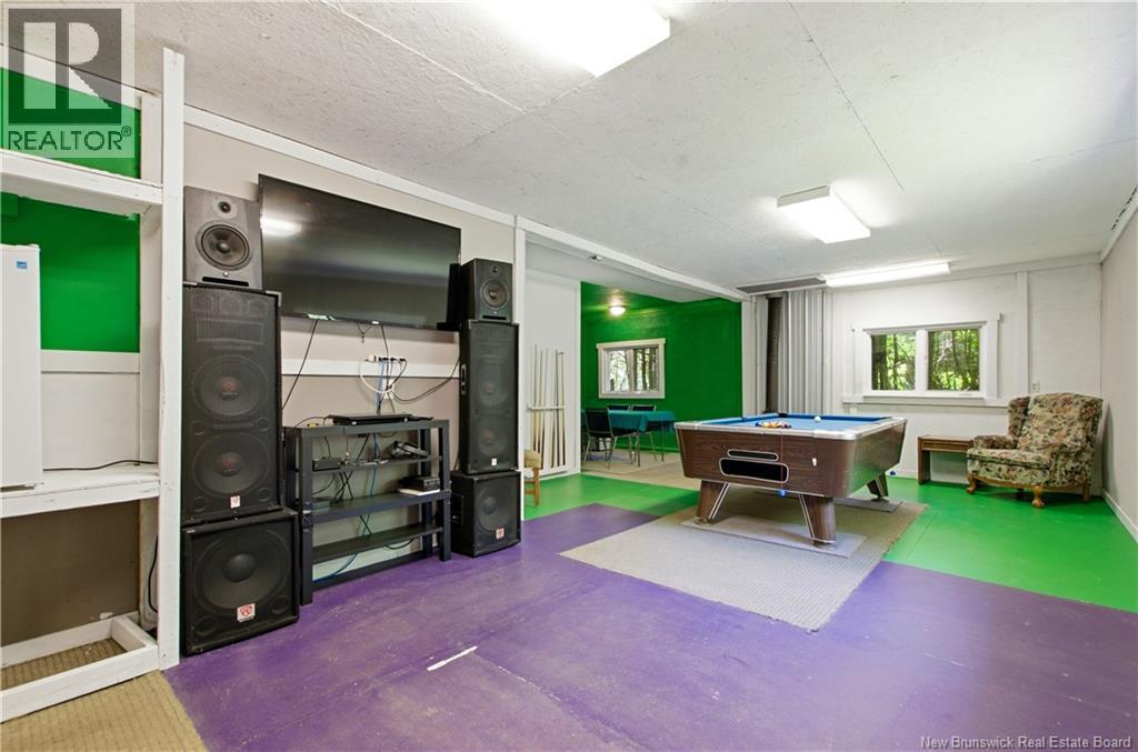 18 Pleasant Ave - Image 30