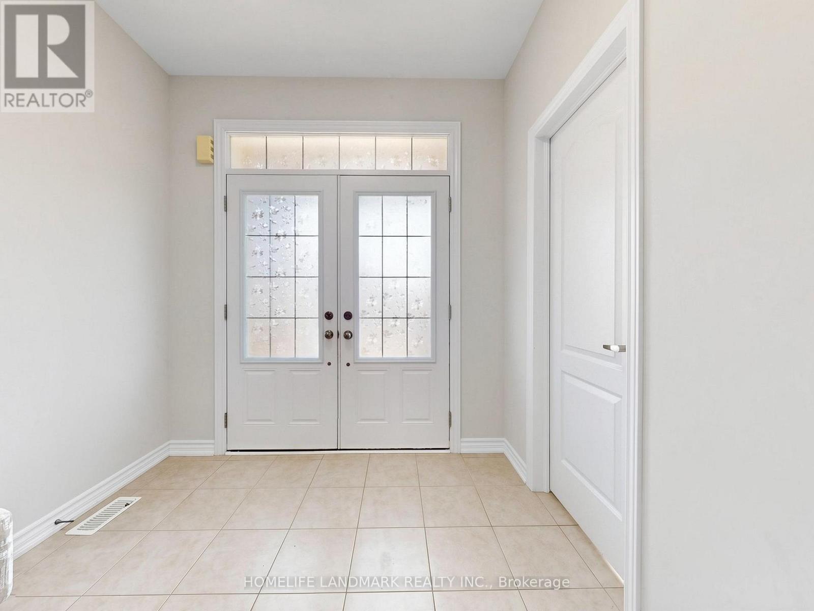 2046 WEBSTER BOULEVARD - 22