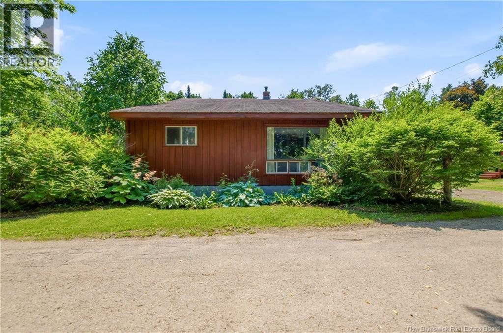 18 Pleasant Ave - Image 38