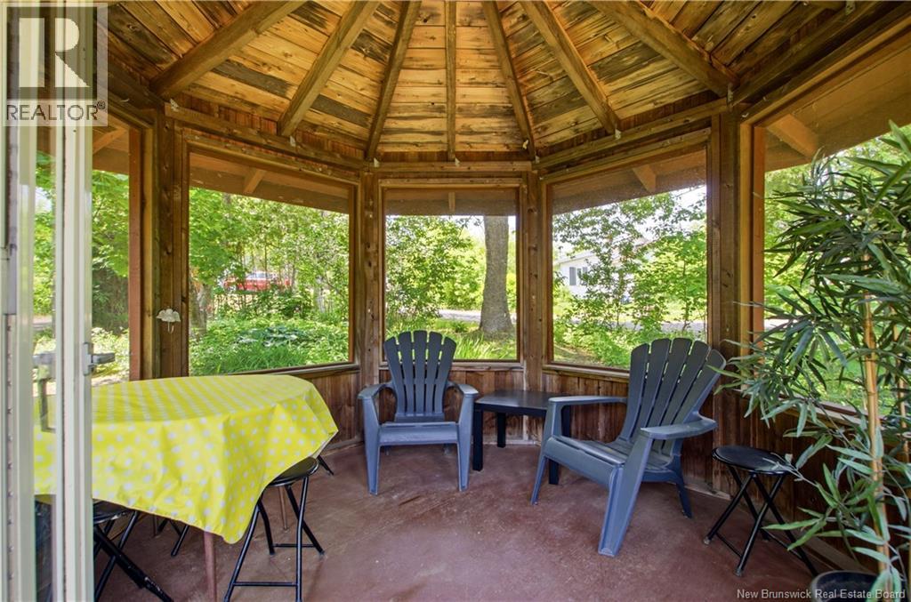 18 Pleasant Ave - Image 36
