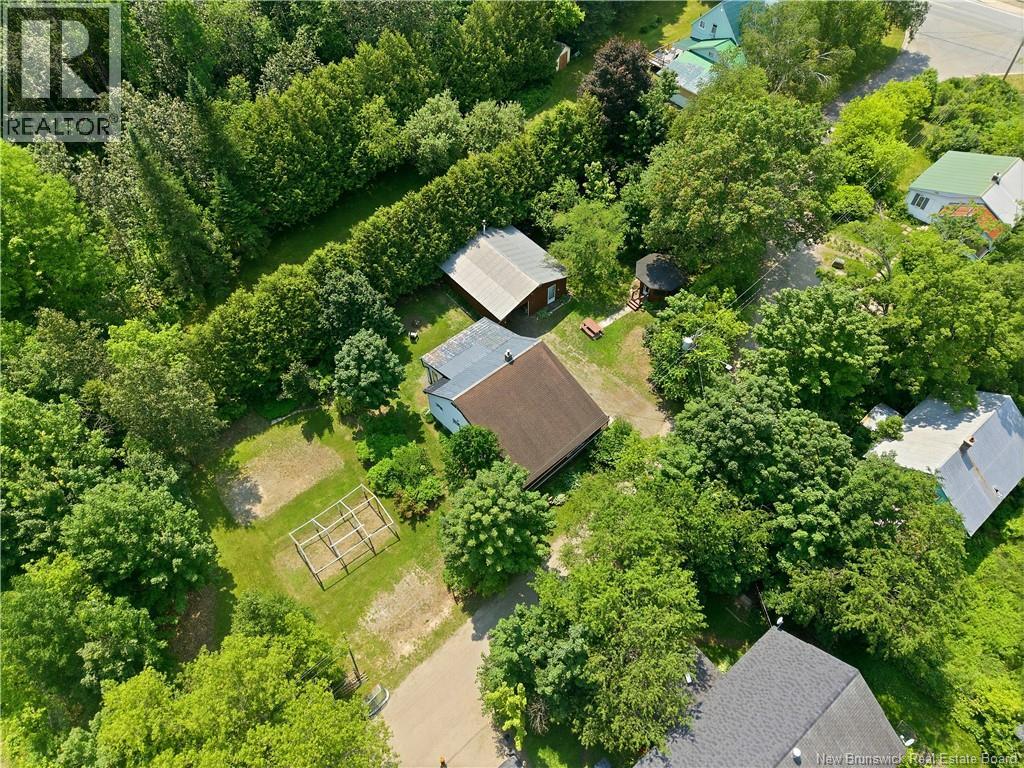 18 Pleasant Ave - Image 45