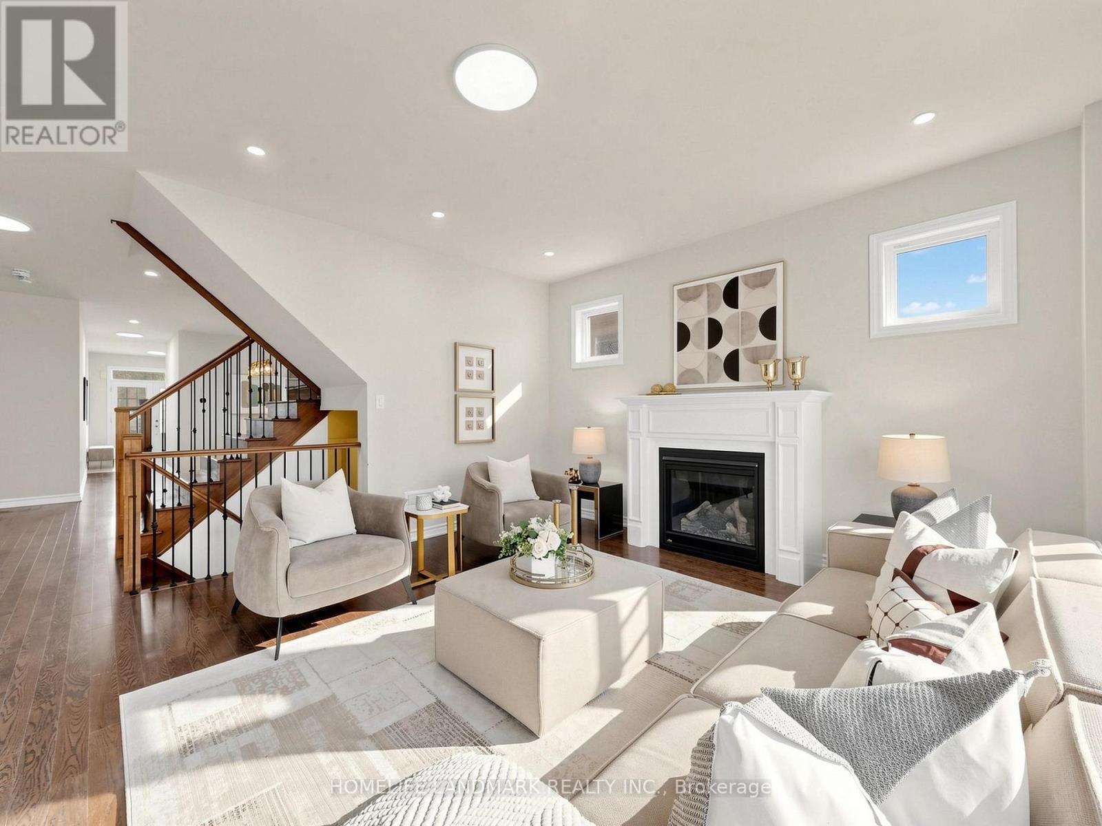 2046 WEBSTER BOULEVARD - 6
