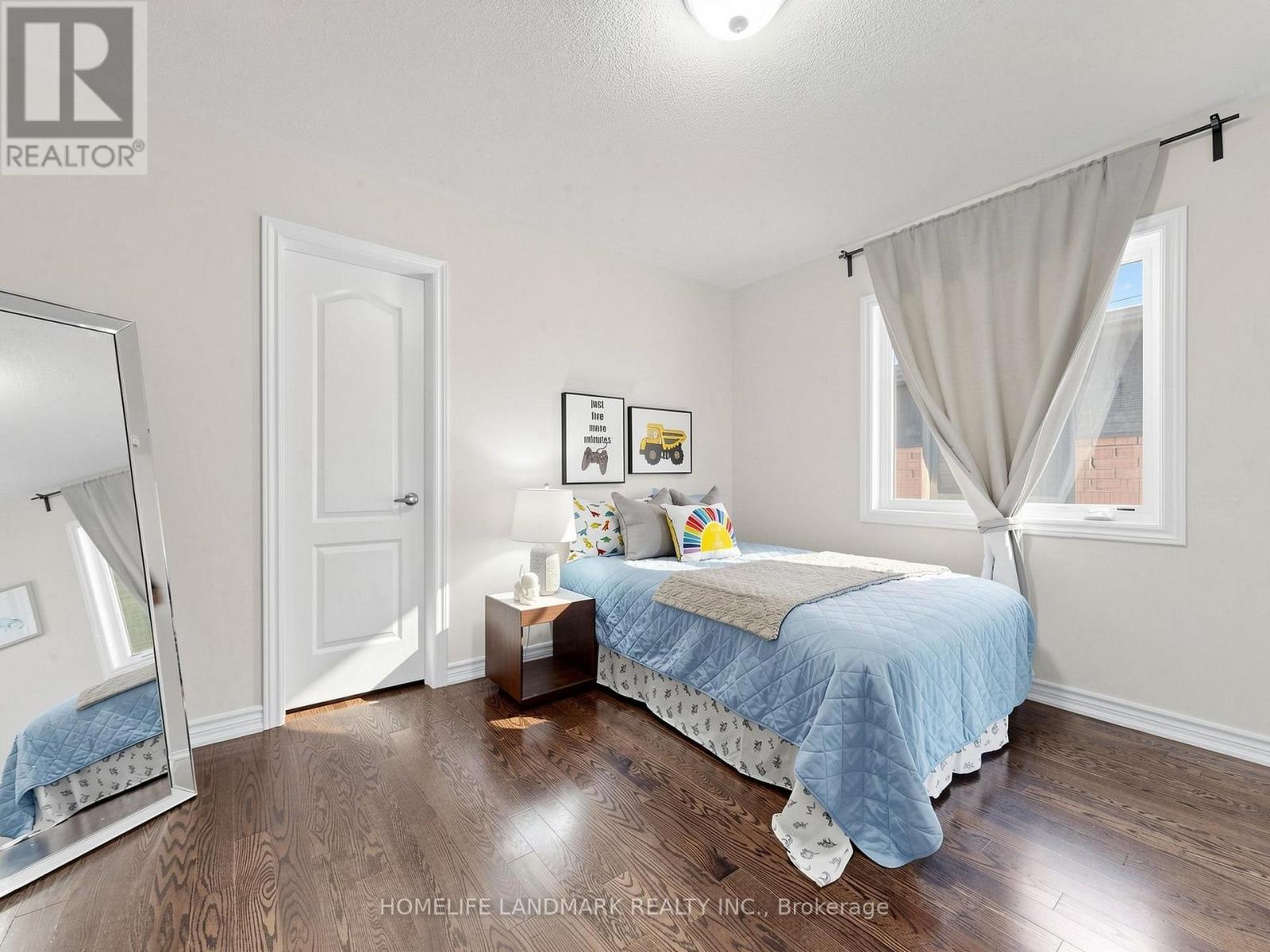 2046 WEBSTER BOULEVARD - 43