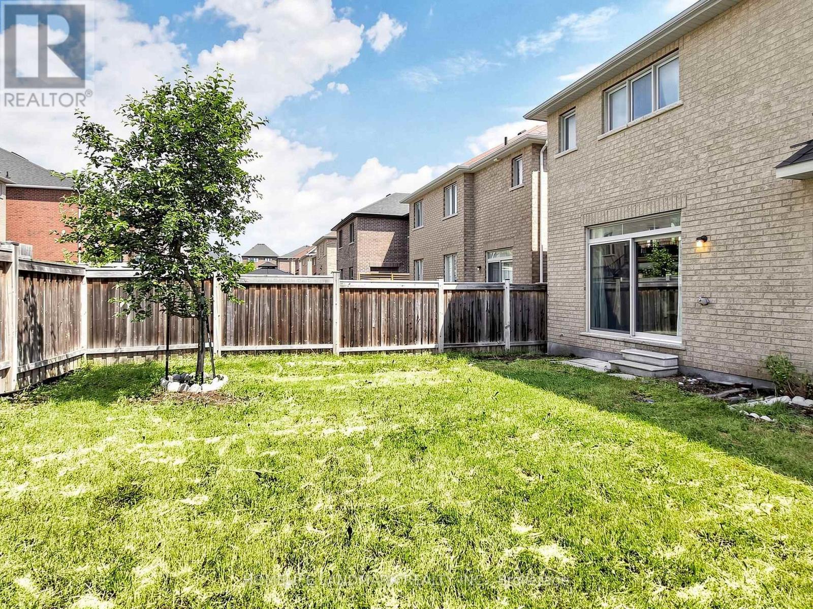2046 WEBSTER BOULEVARD - 48