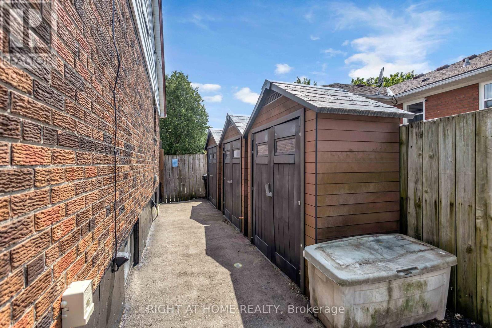 1404 BUNNELL DRIVE - Image 27