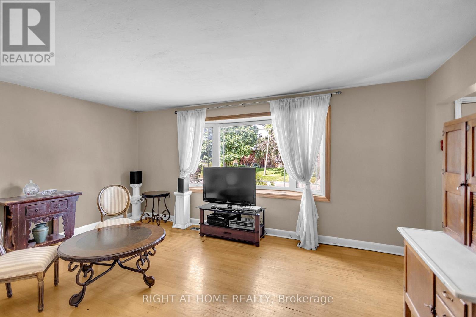 1404 BUNNELL DRIVE - Image 8