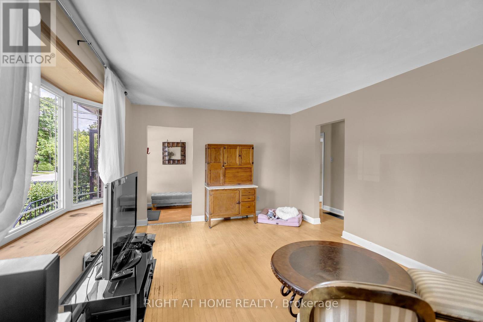 1404 BUNNELL DRIVE - Image 9