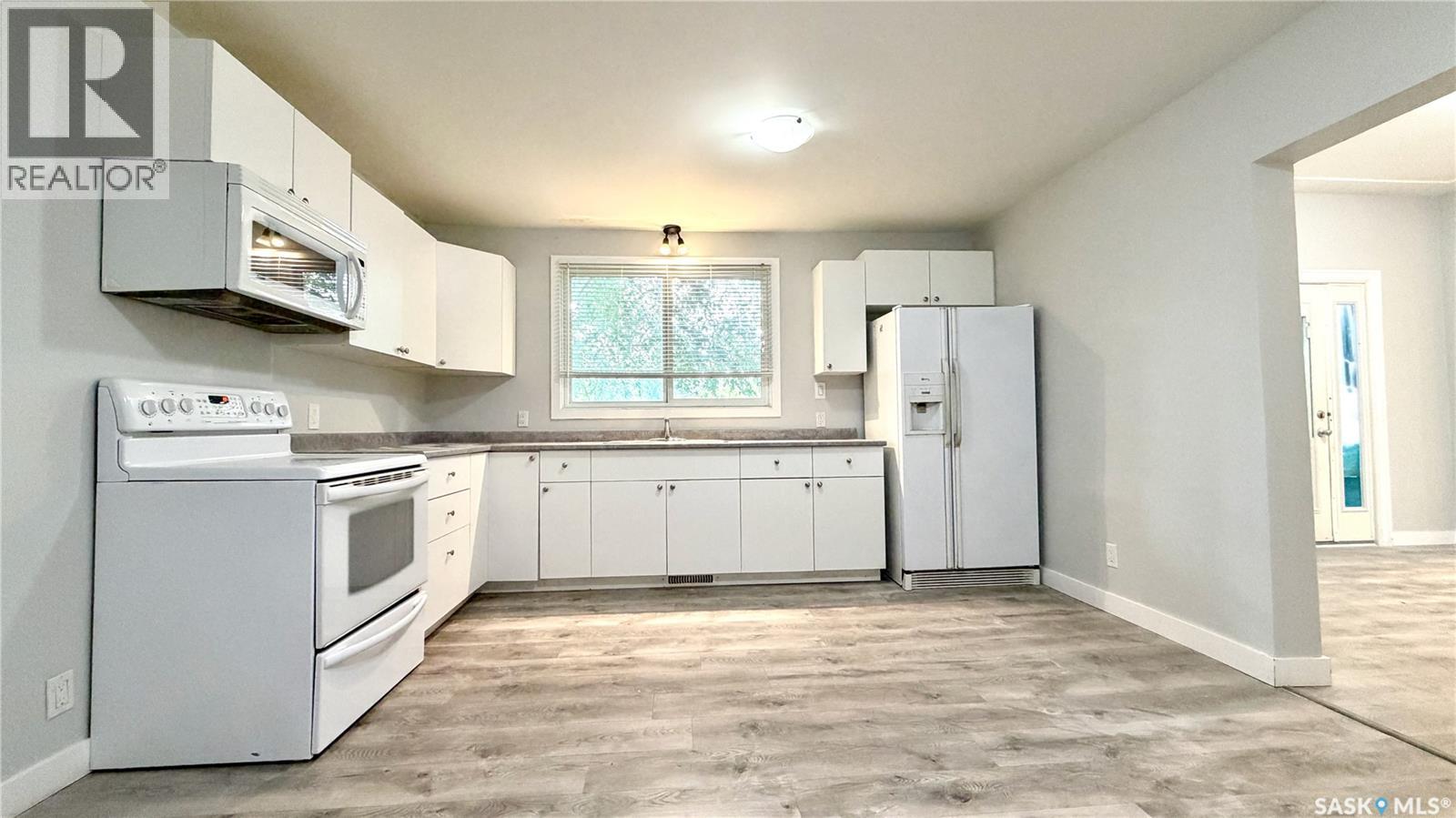 1340 E AVENUE N — photo 12