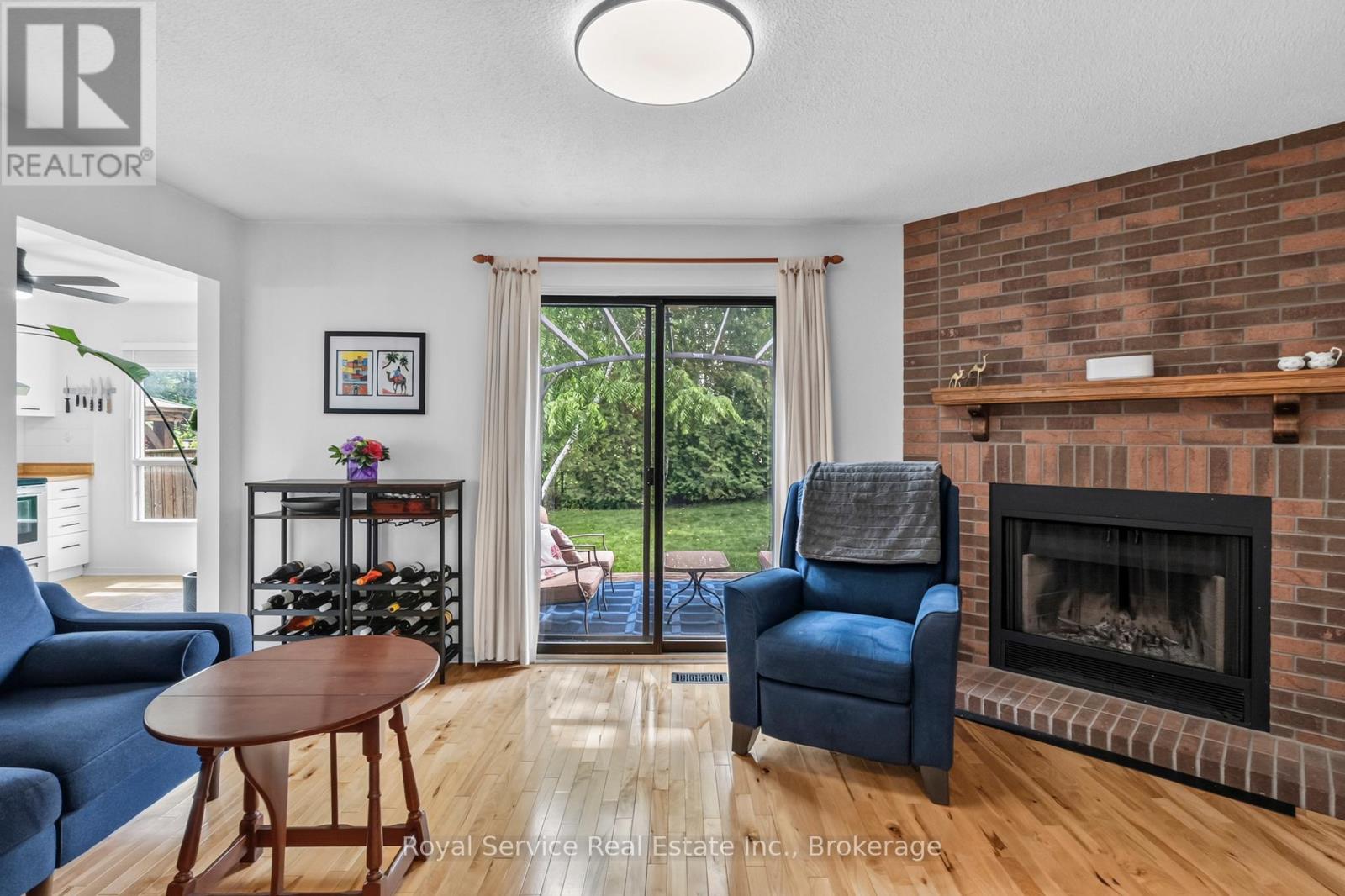 56 STANFORD CRESCENT - 16