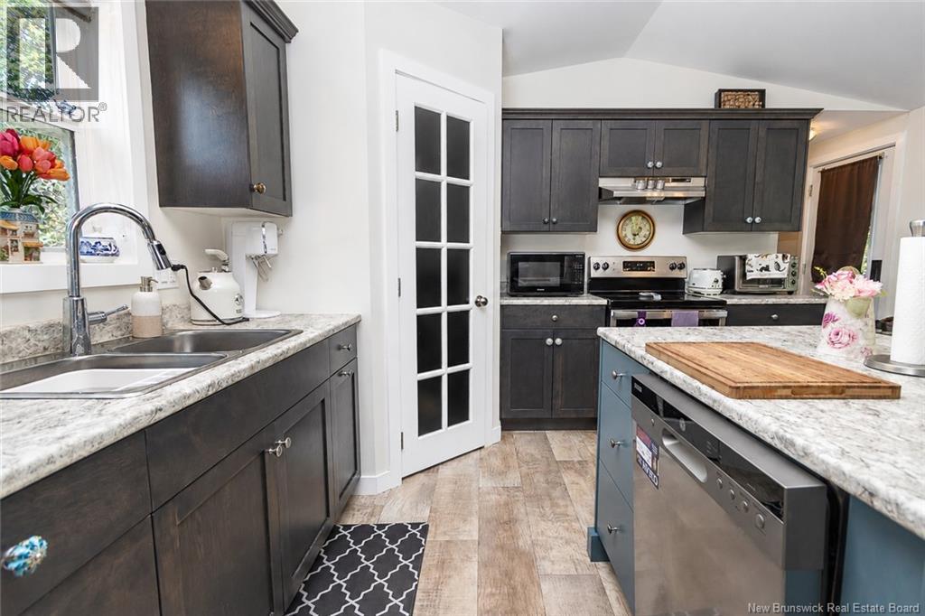 7 Waasis Farm Road - 7