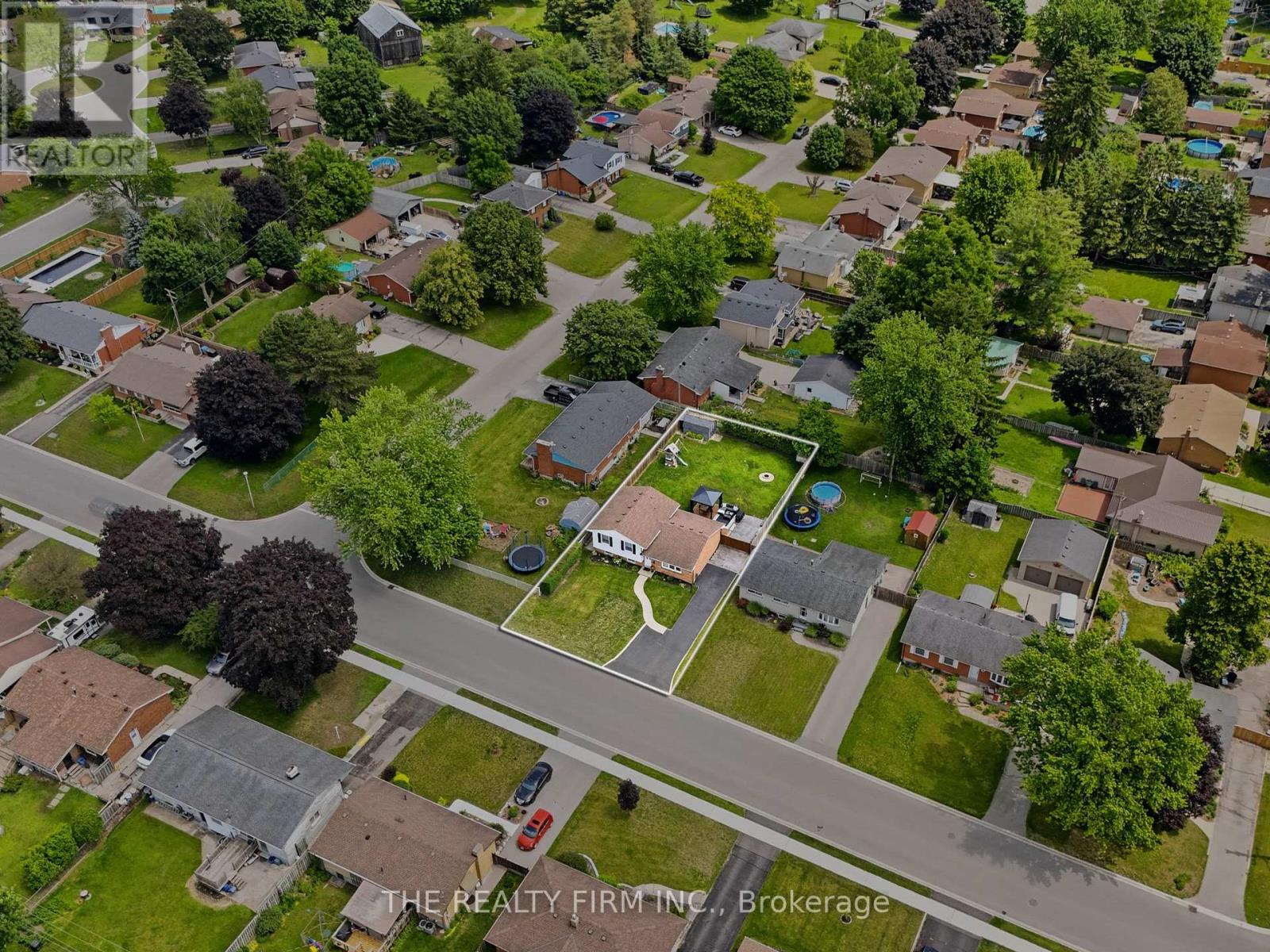 162 OAKWOOD DRIVE - 26