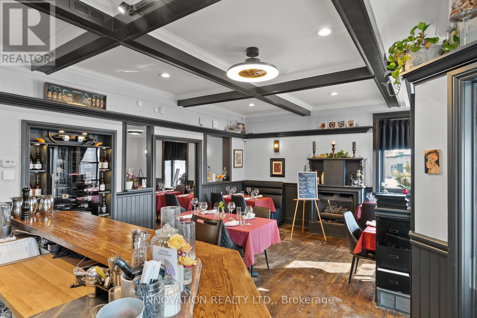 Studio for Rent in Ottawa – 3740 CARP ROAD, Ottawa – By Peter Sagos - Image 9