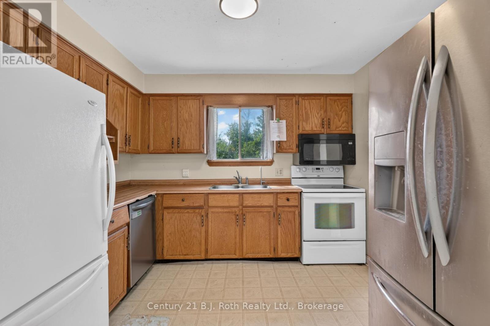 232 SHANNON STREET - 9