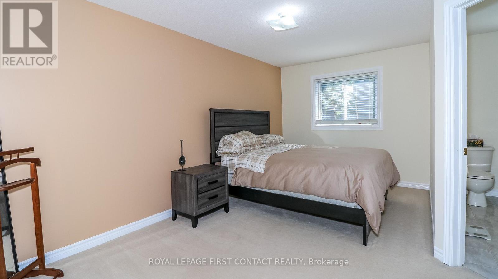 79 WINCHESTER TERRACE - 23