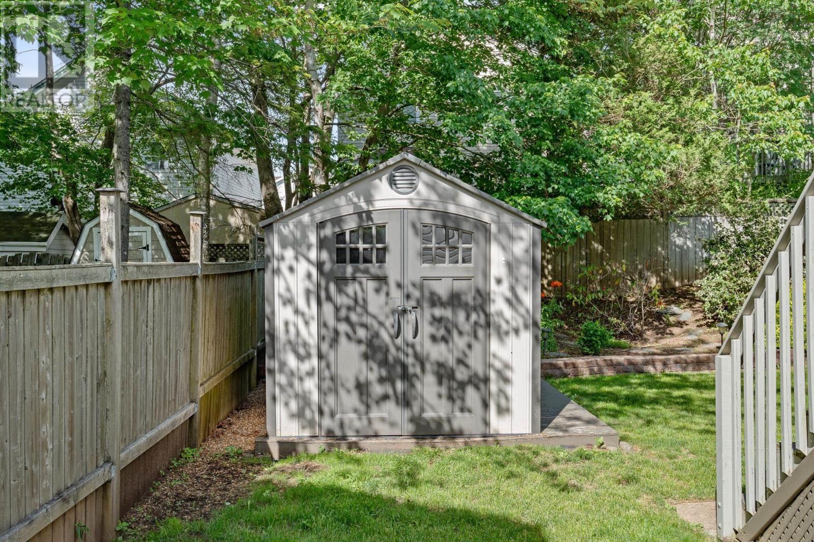 25 Aster Court - 35