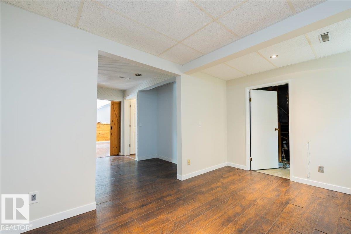 4107 147 ST NW - 44