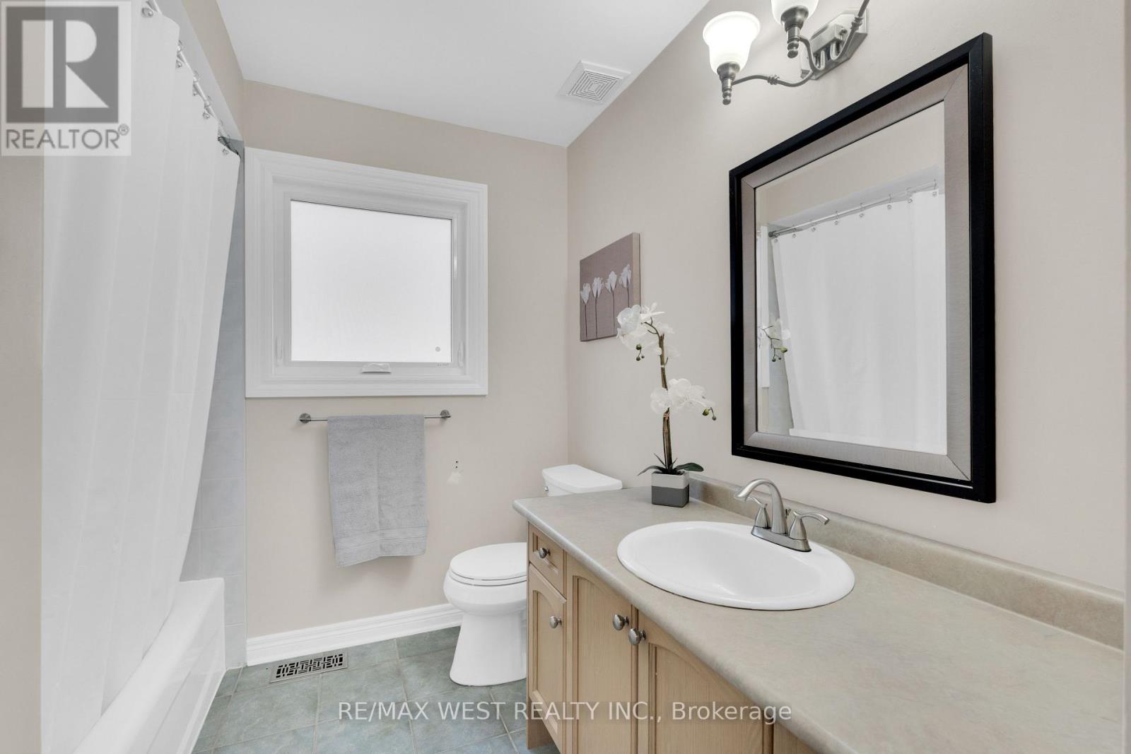 312 ELLWOOD DRIVE W - 25