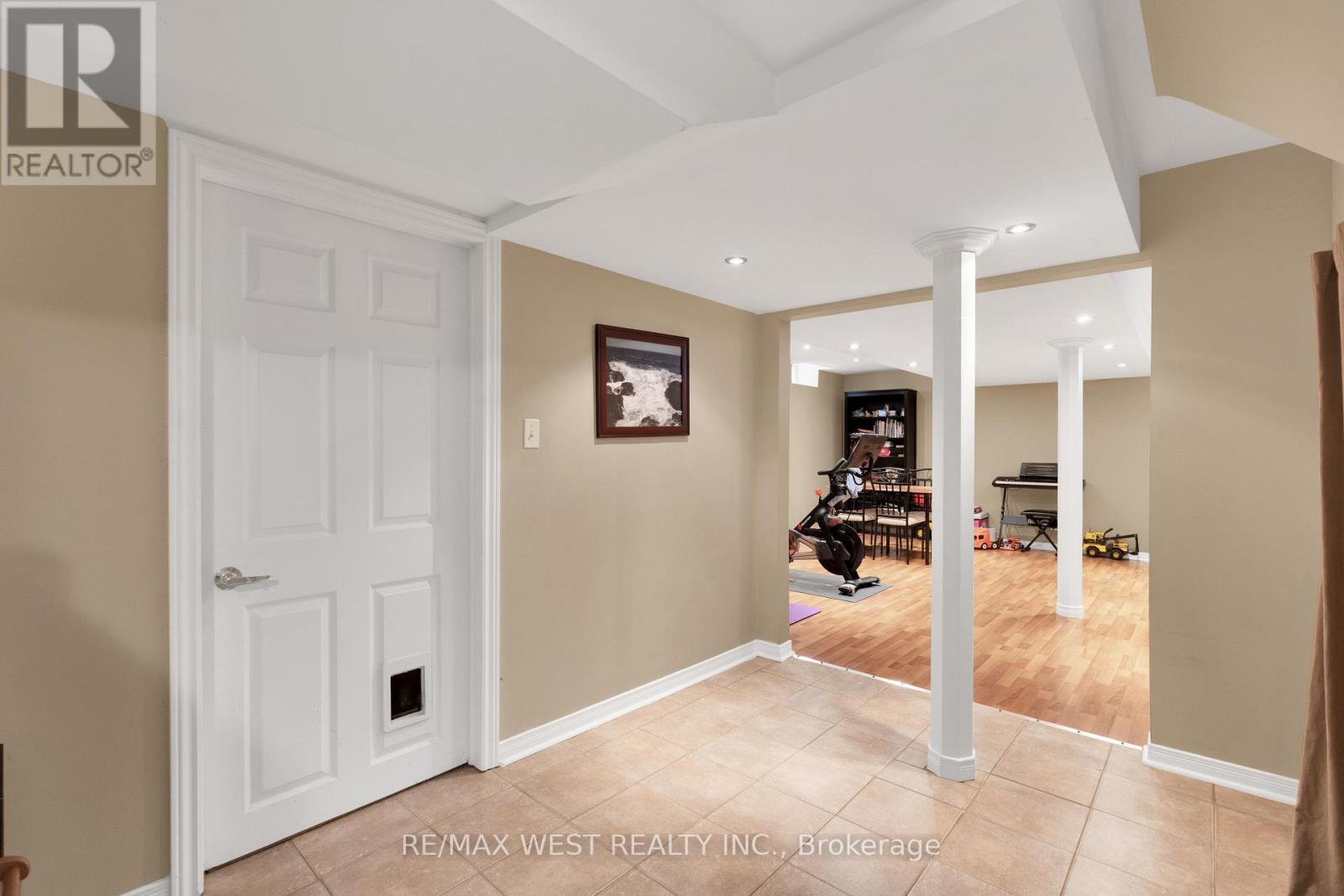 312 ELLWOOD DRIVE W - 27