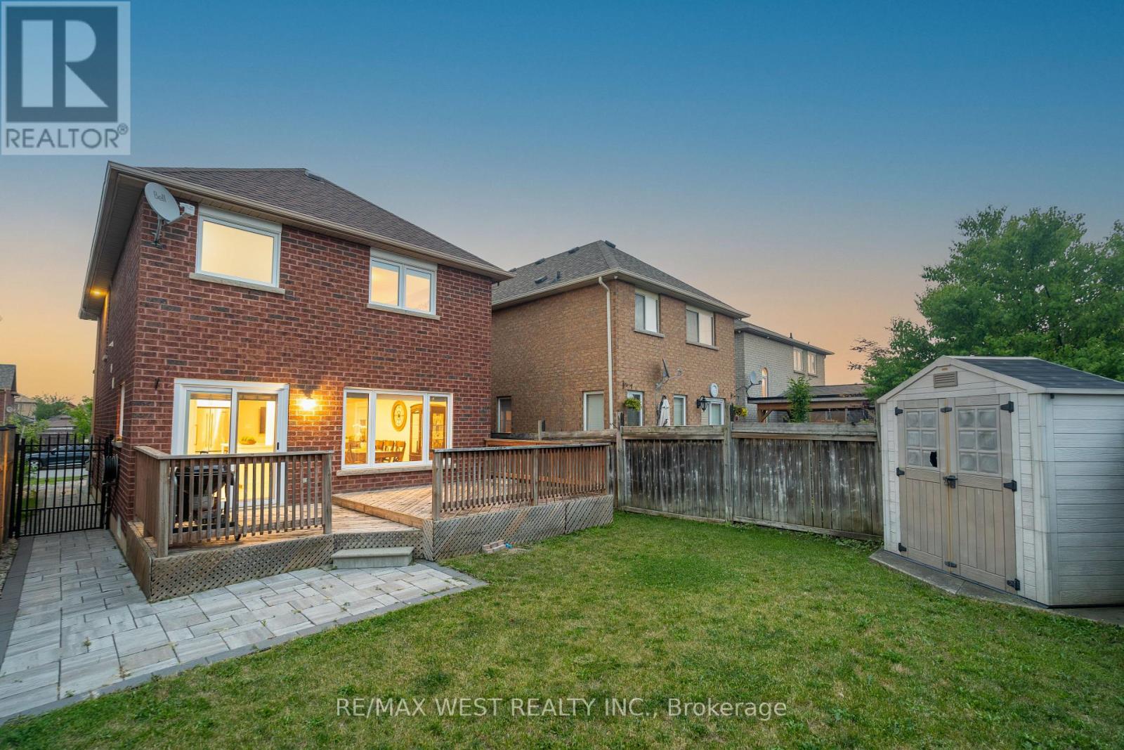 312 ELLWOOD DRIVE W - 32