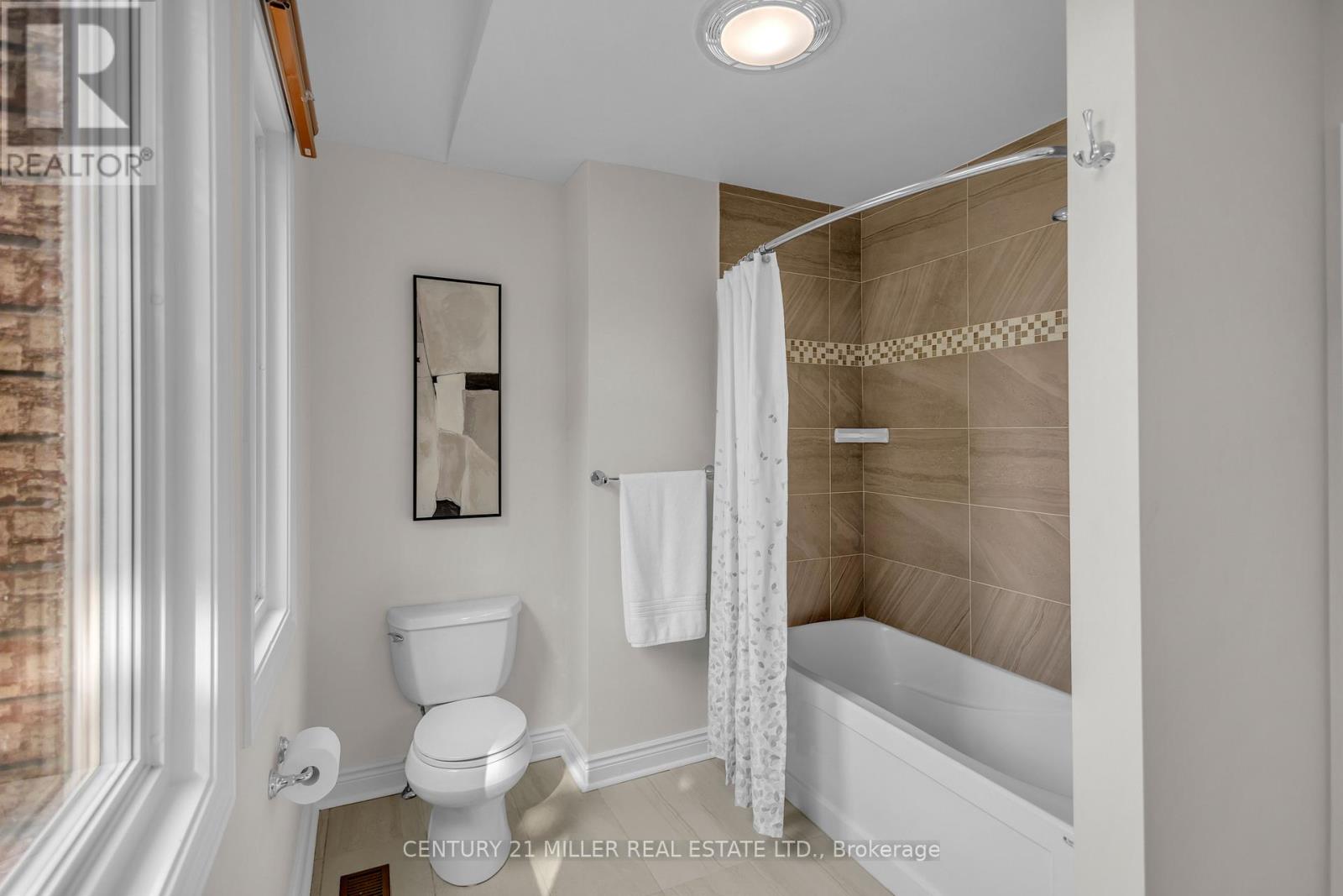 1398 WINTERBERRY DRIVE - 34