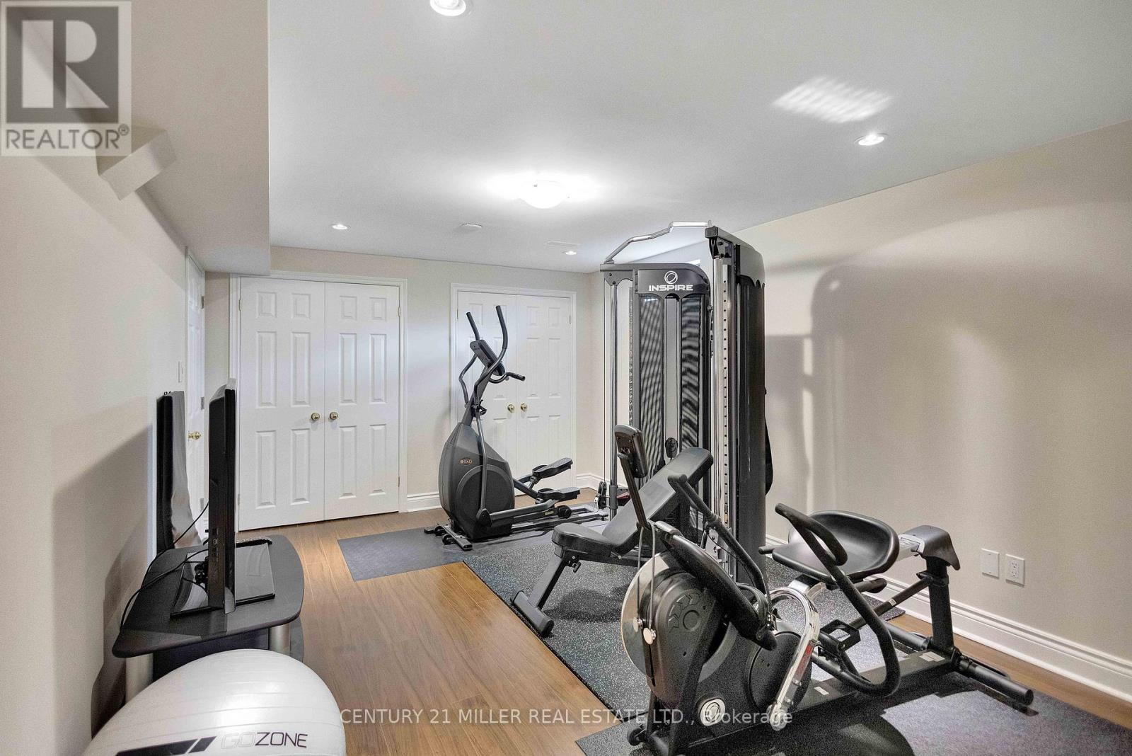 1398 WINTERBERRY DRIVE - 37