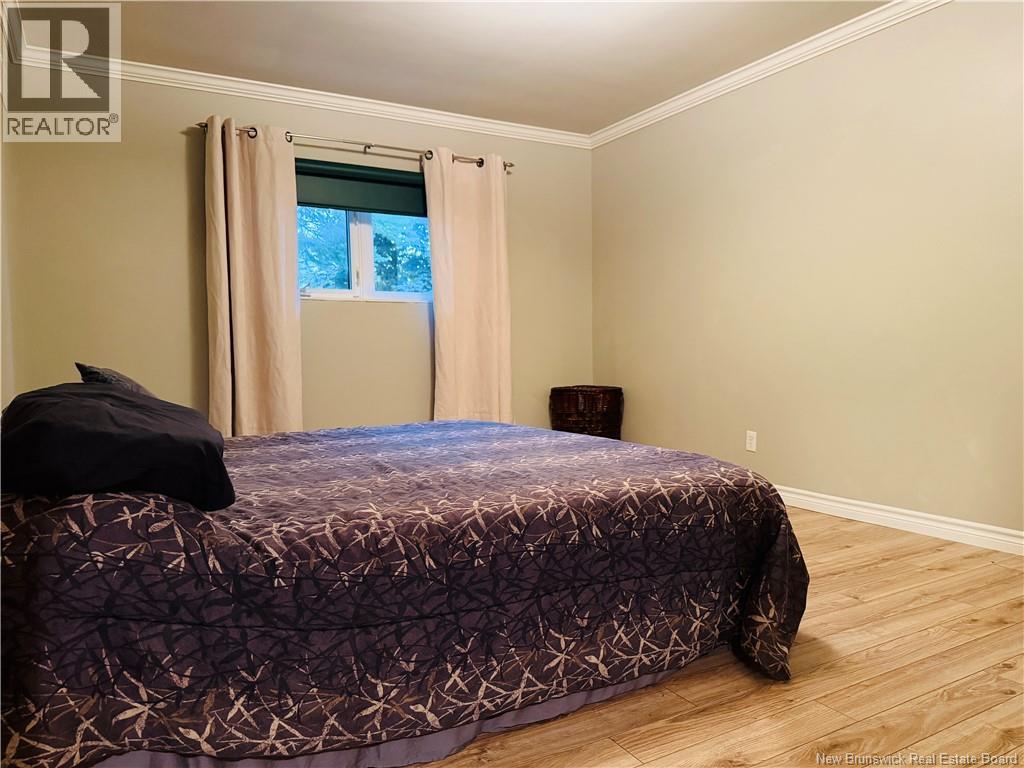 45 Jessiman Boulevard - Image 17