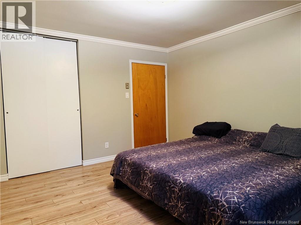 45 Jessiman Boulevard - Image 18