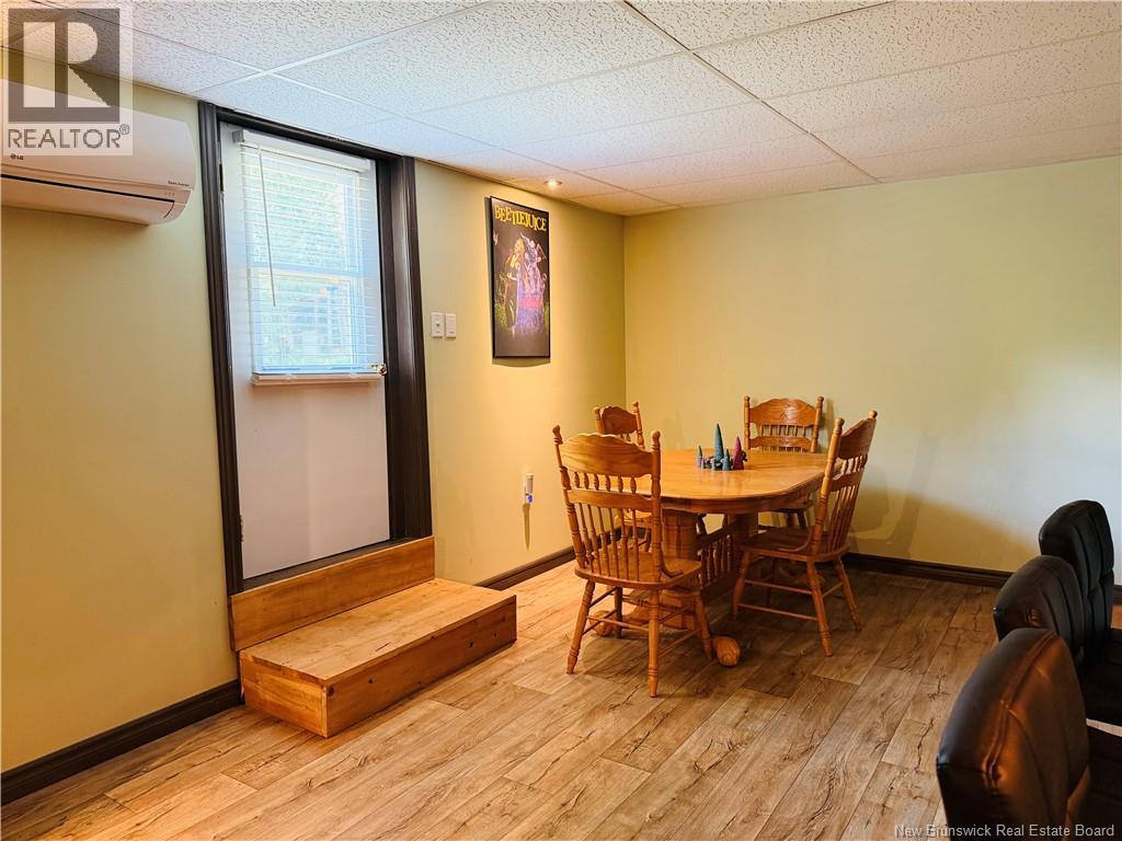 45 Jessiman Boulevard - Image 32