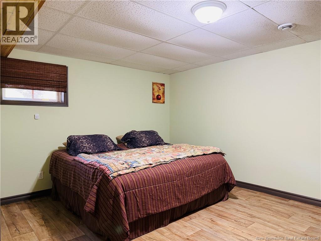 45 Jessiman Boulevard - Image 36