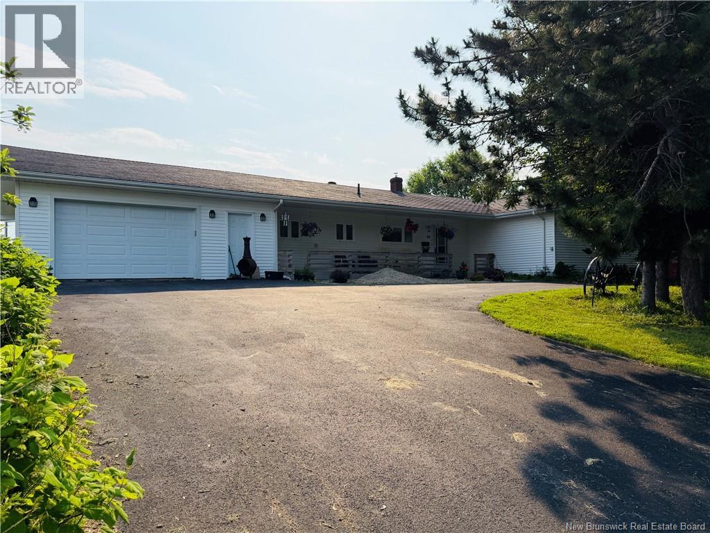 45 Jessiman Boulevard - Image 47