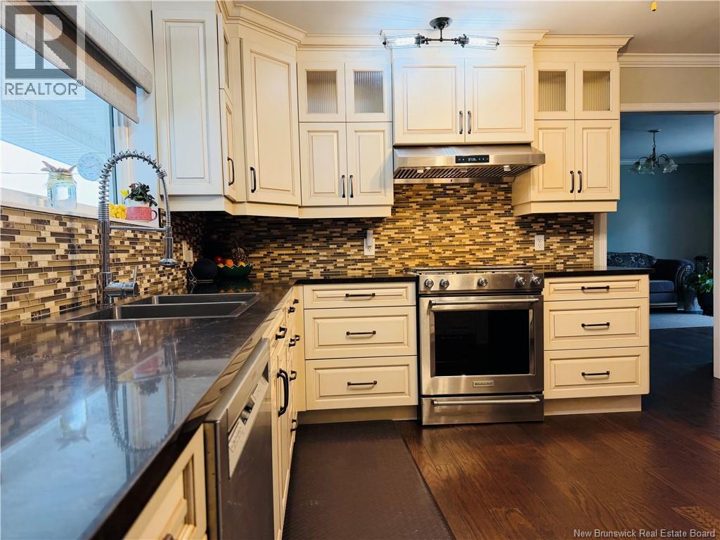 45 Jessiman Boulevard - Image 5