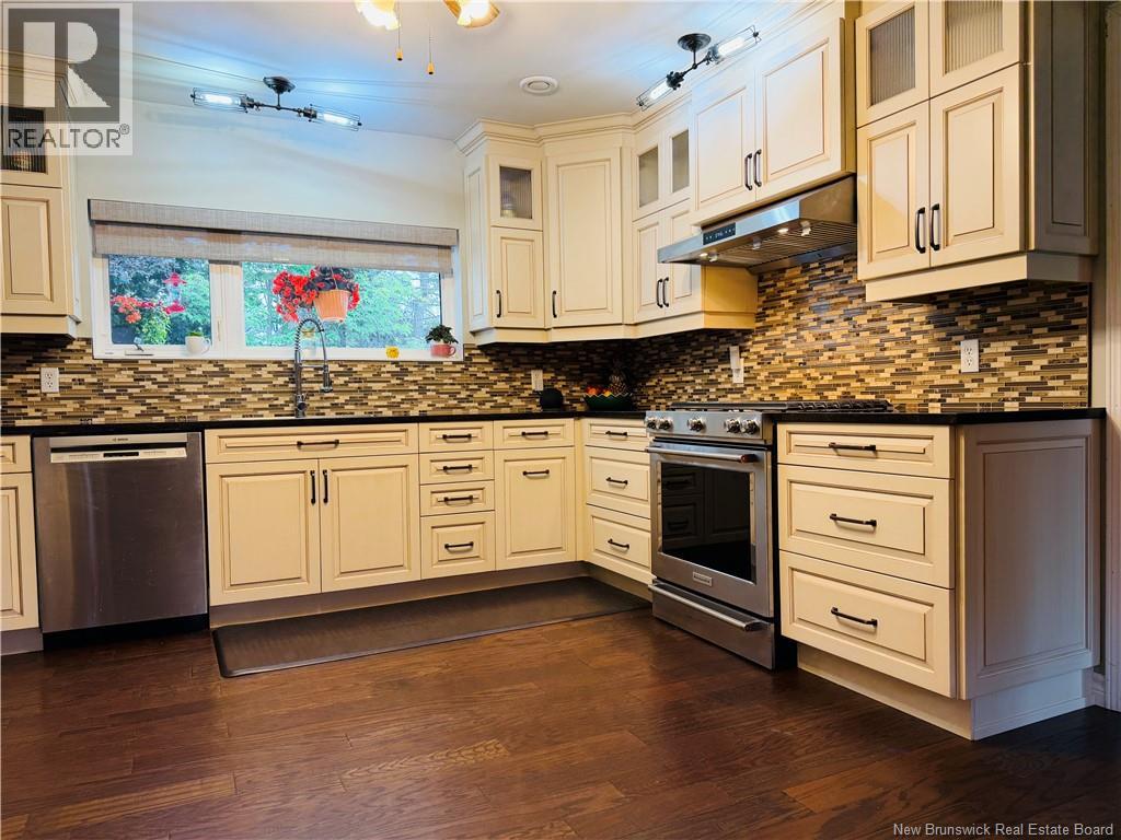 45 Jessiman Boulevard - Image 6