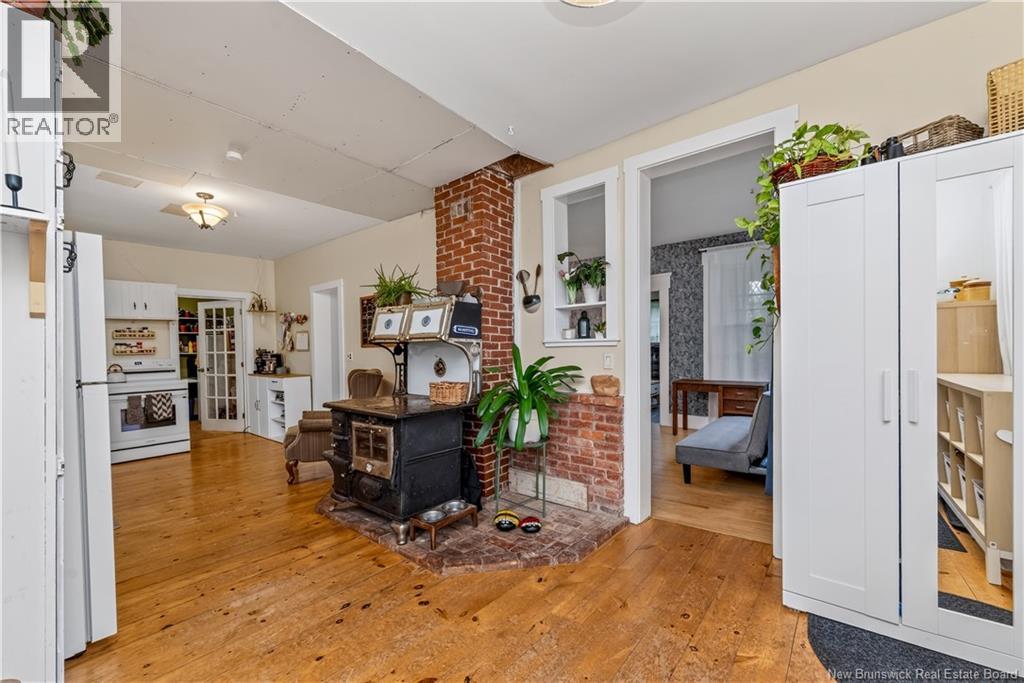 3010 Main Street - 11