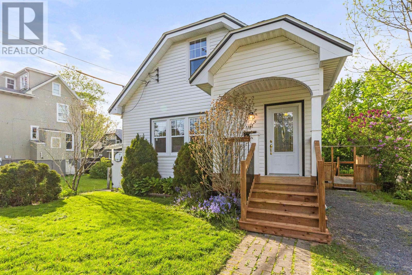 5791 Southwood Drive - 2