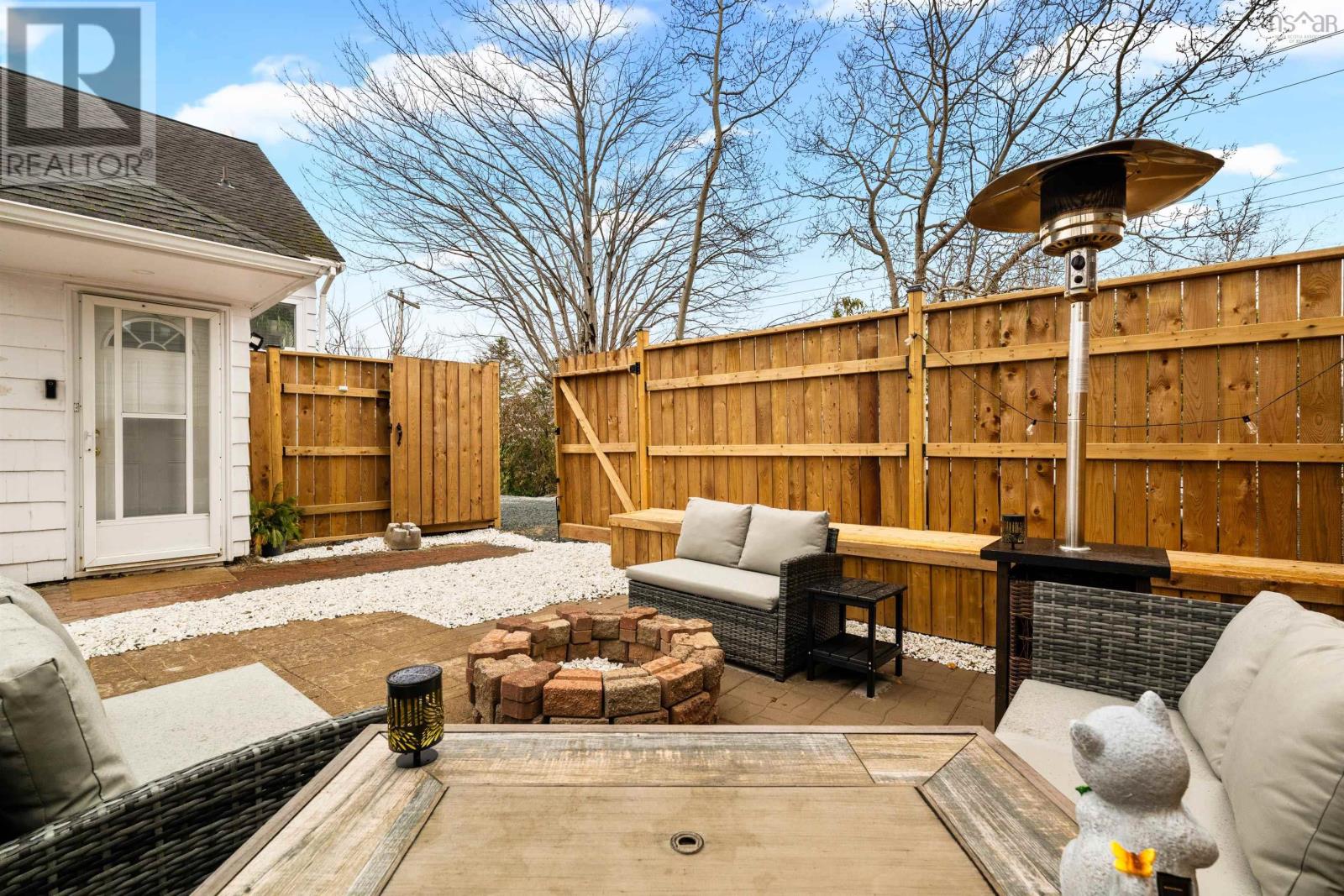 3 Scotsburn Avenue - 30