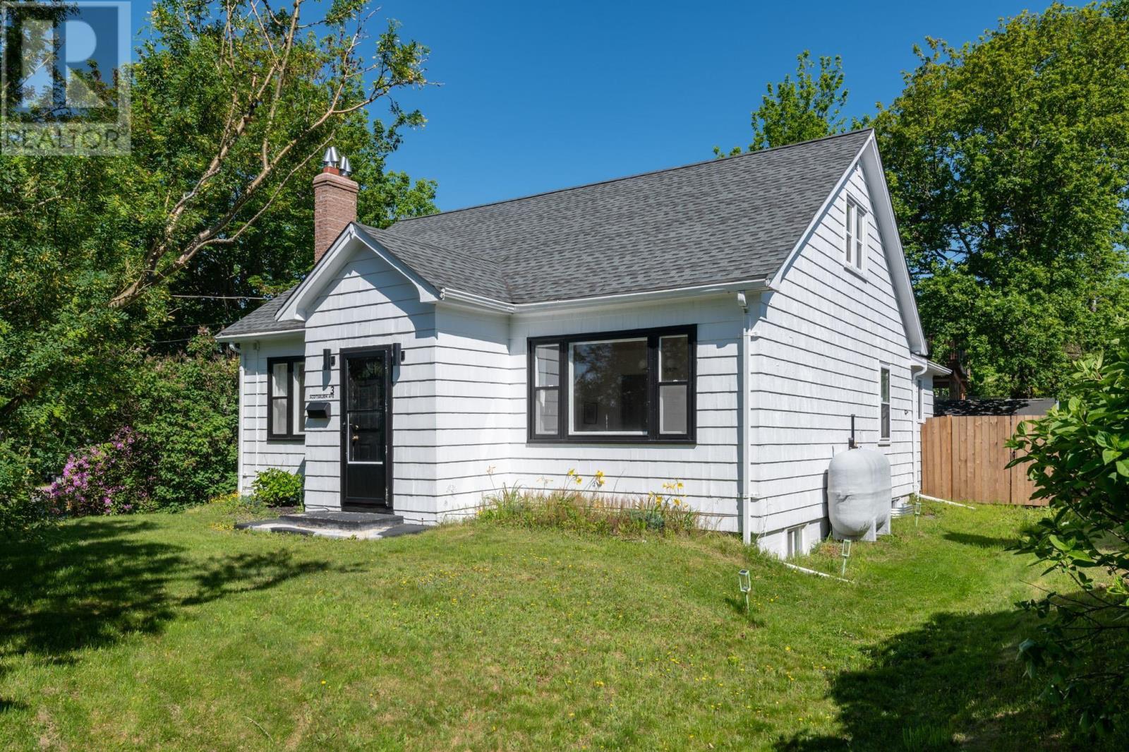 3 Scotsburn Avenue - 2