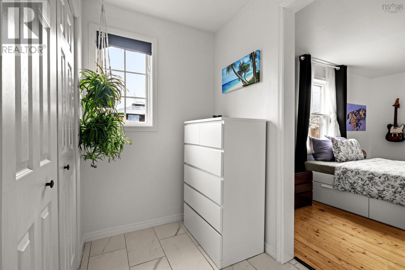 3 Scotsburn Avenue - 17