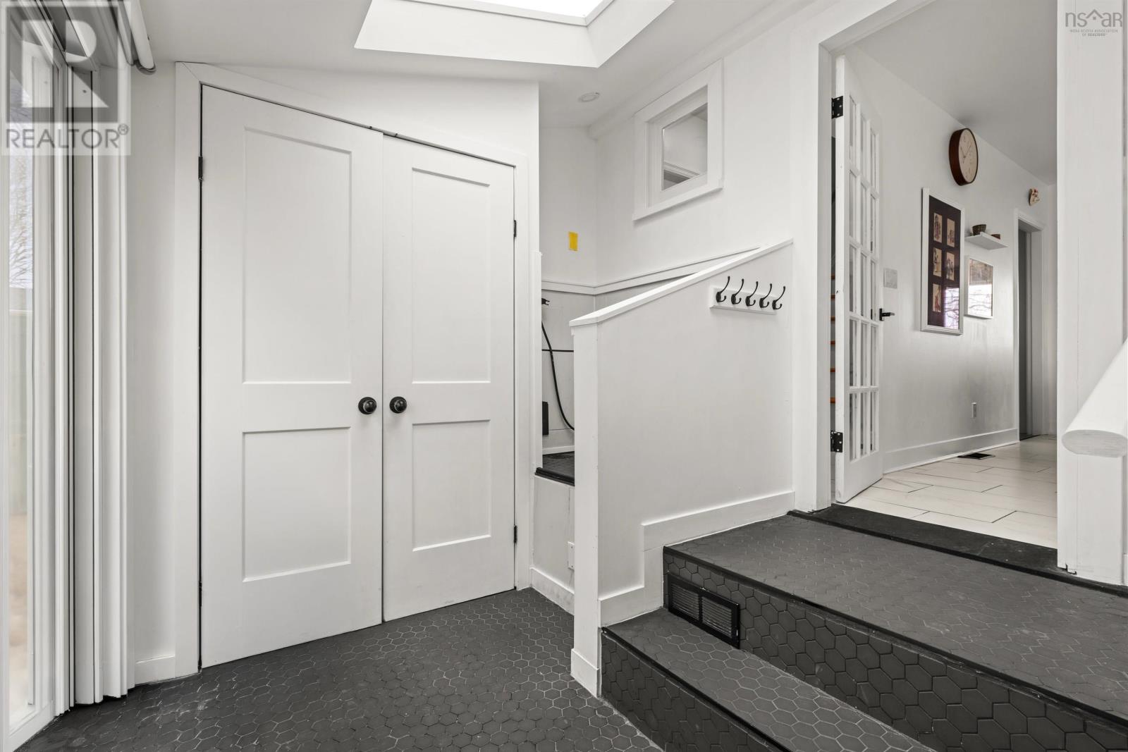 3 Scotsburn Avenue - 19