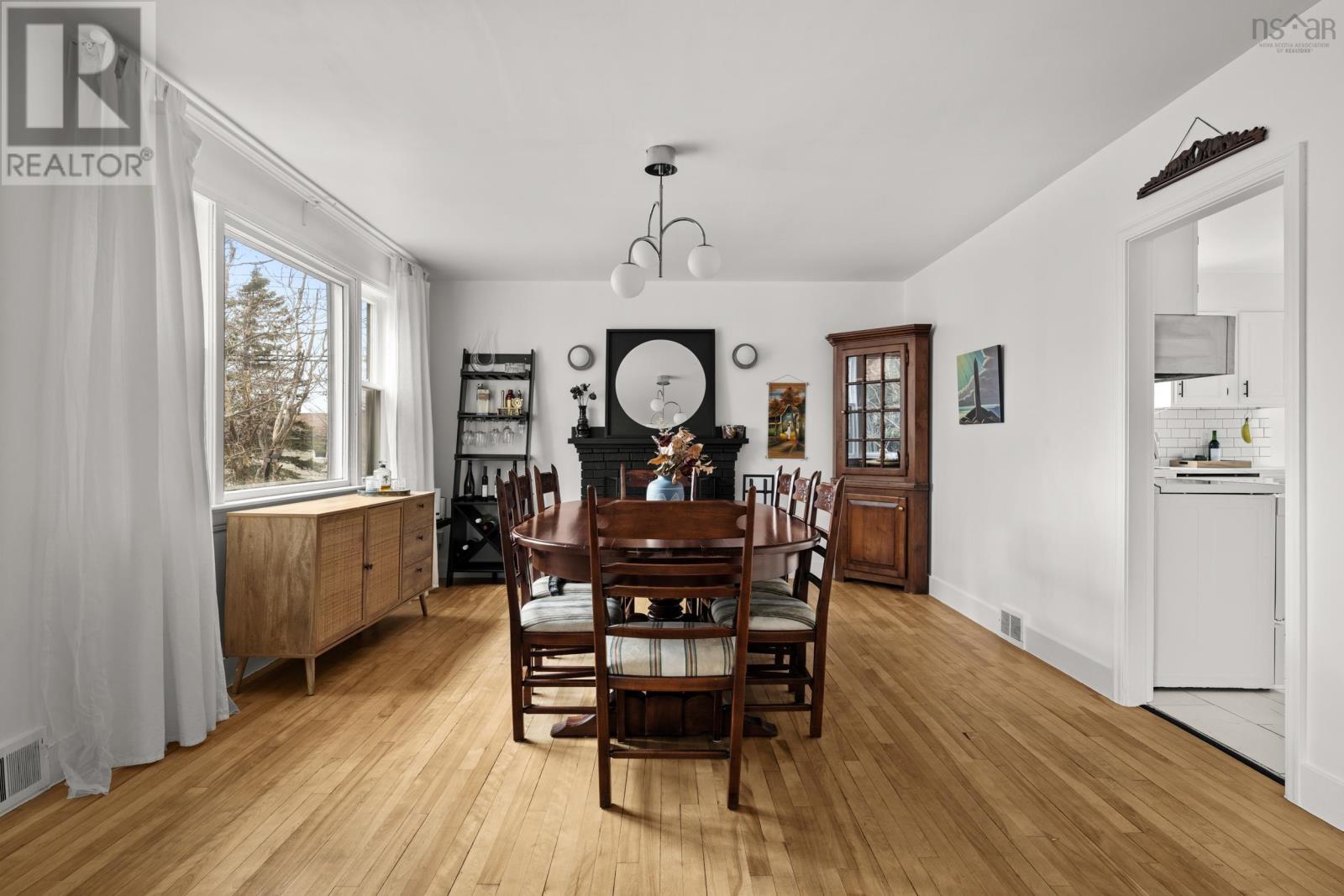 3 Scotsburn Avenue - 7