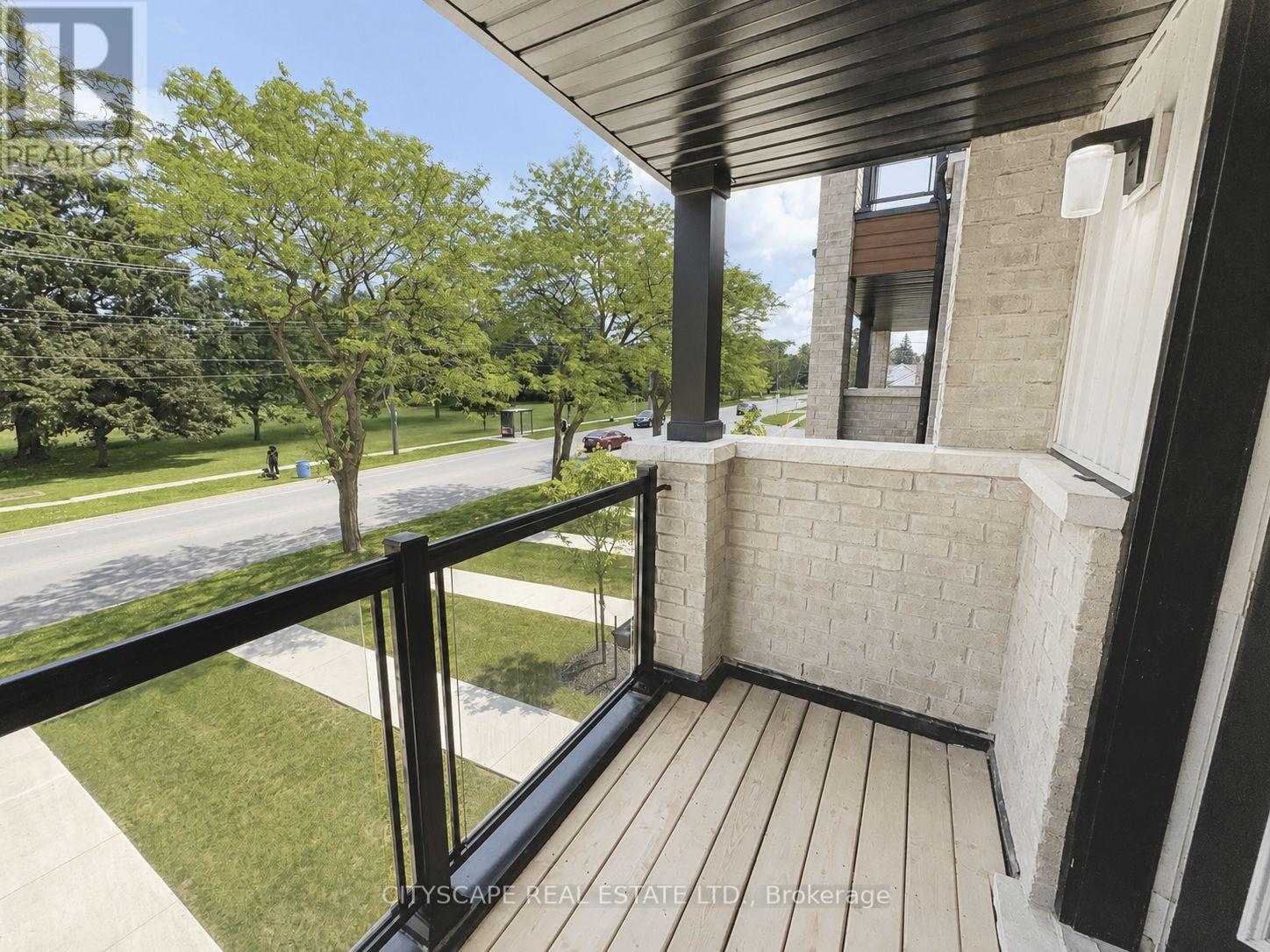 34 SIDNEY ROSE COMMON - 17