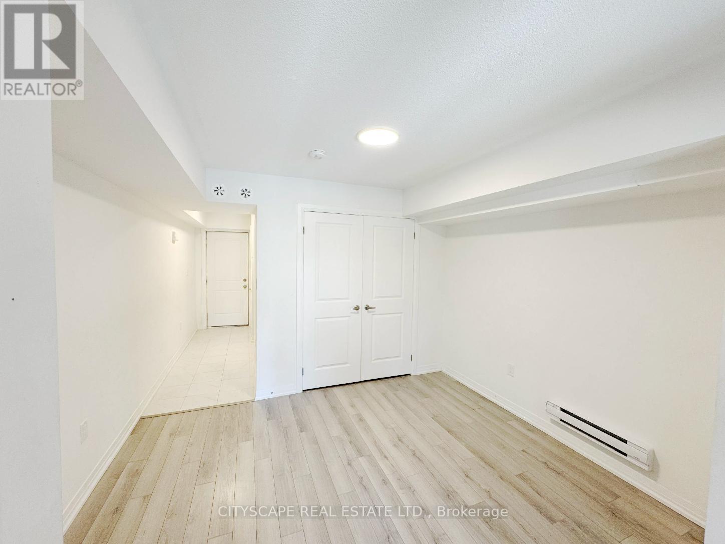 34 SIDNEY ROSE COMMON - 5