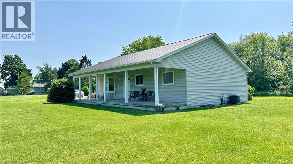 5-bedroom home for sale at 418 LAKESHORE Road, Selkirk ON · photo 2 of 41