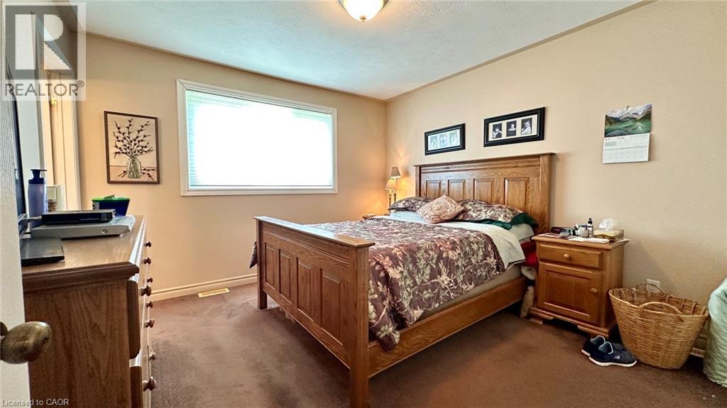5-bedroom home for sale at 418 LAKESHORE Road, Selkirk ON · photo 23 of 41